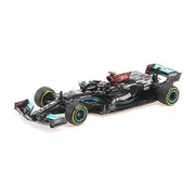 Minichamps M110212144 1/18 Mercedes-AMG Petronas Formula One Team W12 E Performance Lewis Hamilton Winner Qatar GP 2021