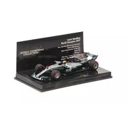 Minichamps 436170044 1/43 Mercedes AMG Petronas Formula One Team F1 W08 EQ Power Lewis Hamilton World Champion 2017