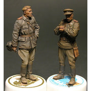 MiniArt 35365 1/35 Soviet Officers at Field Briefing Special Edition