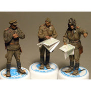 MiniArt 35365 1/35 Soviet Officers at Field Briefing Special Edition