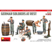 MiniArt 35378 1/35 German Soldiers at Rest Sp Ed
