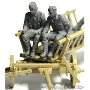 Master Box 1/35 Road to the Rear 4820113080135