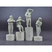 MiniArt 37063 1/35 Soviet Tank Crew 1970-80s Winter Uniform