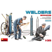 MiniArt 38039 1/35 Welders Plastic Model Kit