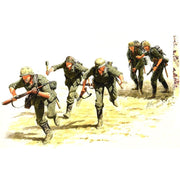 Master Box 1/35 German Signals Personnel Stalingrad 1942 | MB03540 | Free Shipping over $99 Australia Wide
