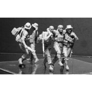 Master Box 35107 1/35 Head for the Huey Vietnam