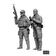 Master Box 35226 1/35 Ukrainian-Russian War Series Kit No.4 Terodefence Bucha Clean-Up from Russian Marauders April 2022