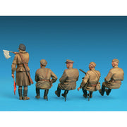 MiniArt 35313 1/35 Soviet Jeep Crew Special Edition