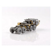 Modelcollect MA72009 1/72 USA M983A2 HEMTT Tractor and Soviet MAZ 7410 Tractor Combo