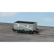 PECO NR7001E N RTR 9ft 7 Plank Open Wagon NE Grey
