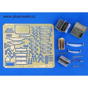 Plus Model 077 1/35 Tool Boxes Keys and Tools