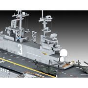 Revell 05178 1/700 Assault Carrier USS WASP Class