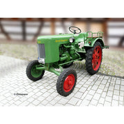 Revell 07822 1/24 Fendt F20 Dieselrolb Large Diesel Tractor Easy Click