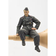 Rye Field Models 5022 1/35 Jagdpanther G2 with Full Interior and Workable Track Links