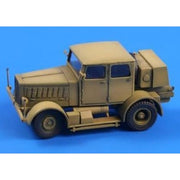 Special Armor 1/72 SS-100 Gigant Schwerer Radschlepper Heavy Tractor
