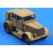 Special Armor 1/72 SS-100 Gigant Schwerer Radschlepper Heavy Tractor