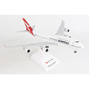 Sky Marks R1064 1/200 Qantas B747-400 VH-OEJ Final Flight Diecast Aircraft