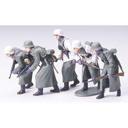 Tamiya 35256 1/35 German Assault Infantry with Winter Gear