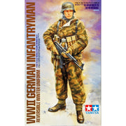 Tamiya 36304 1/16 WWII German Infantryman Winter Plastic Model Kit