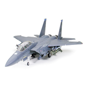 Tamiya 60312 1/32 Boeing F-15E Strike Eagle with Bunker Buster