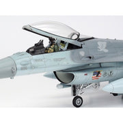 Tamiya 61098 1/48 F-16CJ Fighting Falcon