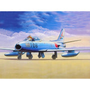 Trumpeter 01321 1/144 North American F-86F-40 Sabre