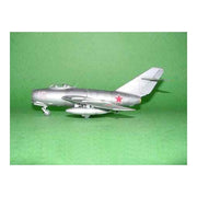 Trumpeter 02806 1/48 MiG-15 bis Fagot-B