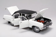 Autoart 1/18 Holden HR Premier Sedan Grecian White with Vinyl Roof
