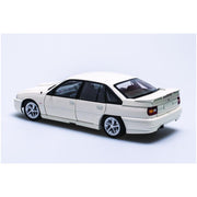 Biante B182706G 1/18 Holden VN SS Group A Commodore Development Car in Alpine White