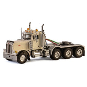 Drake Collectibles Z33-2014 Peterbilt 379 4 Axle Solo Truck White