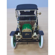 ICM 24016 1/24 Model T 1912 Commercial Roadster American Car