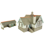 Metcalfe PO253 OO/HO Country School Card Kit | Metro Hobbies