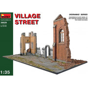 MiniArt 36029 1/35 Village Street