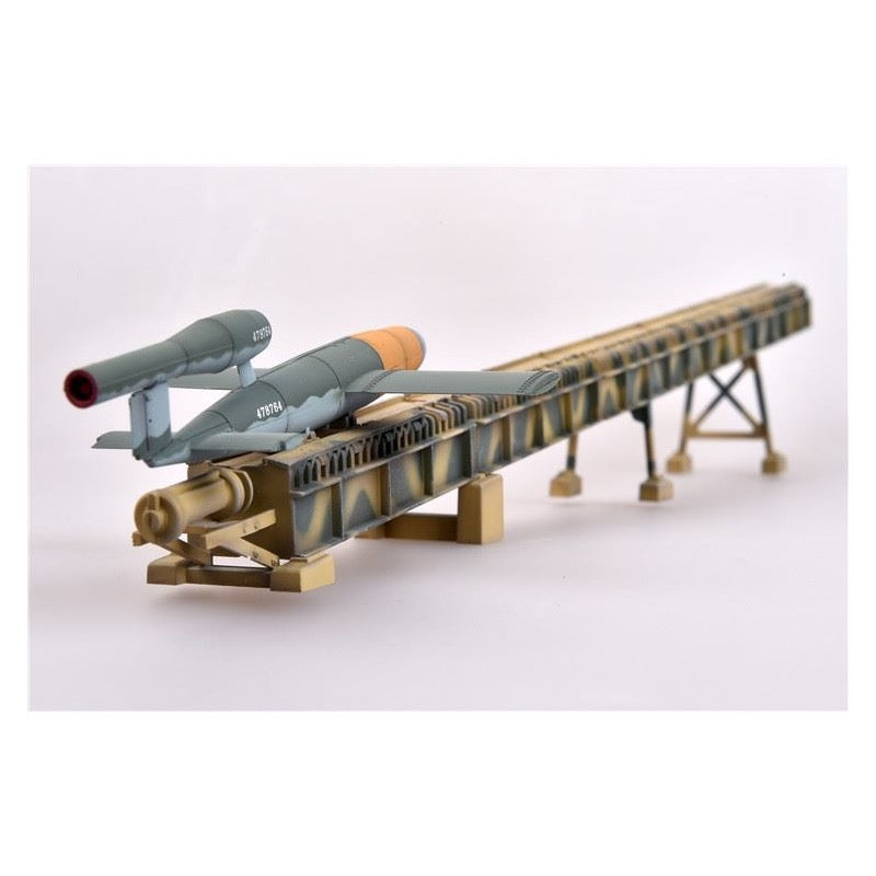 Modelcollect UA72365 1/72 Missile V1 Allemand WWII - Maquette Plastique