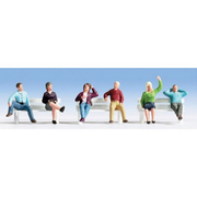 Noch 15540 HO Sitting People