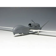 Platz 1/72 RQ-4N Global Hawk Navy