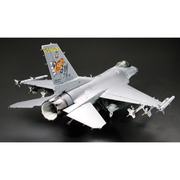 Tamiya 60315 1/32 LM F16CJ Block 50 Fighting Falcon