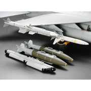 Tamiya 60315 1/32 LM F16CJ Block 50 Fighting Falcon