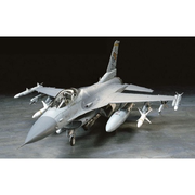 Tamiya 60315 1/32 LM F16CJ Block 50 Fighting Falcon