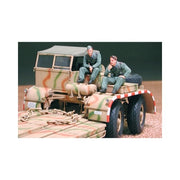 Tamiya 35246 1/35 German 18Ton Heavy Half-Track Famo and Transporter
